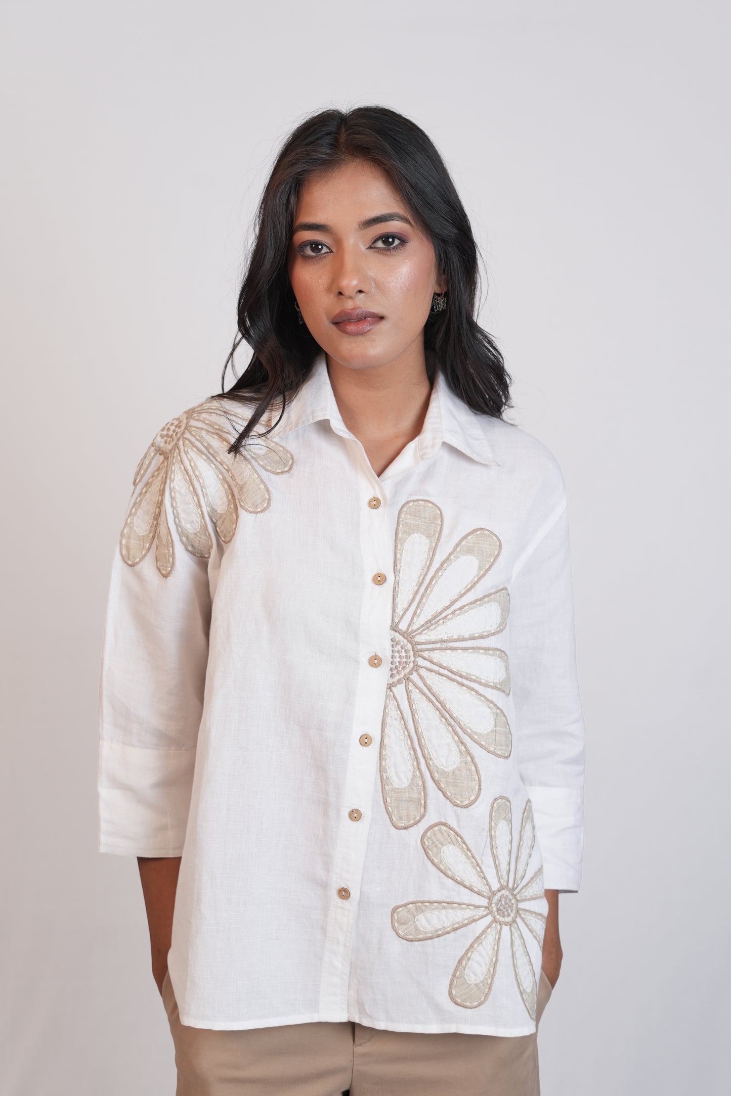 Sukho - Flower embroidery